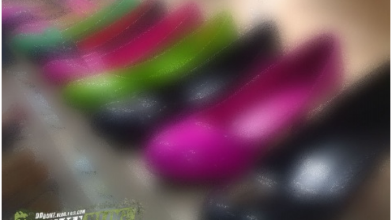 陪女人逛街是一件很累的事